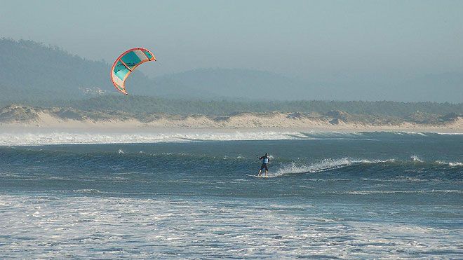 Viana do Castelo: esta praia com três nomes é uma meca do surf