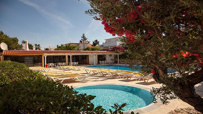 Apartamentos Turísticos Balaia-Sol
Local: Albufeira
Foto: Apartamentos Turísticos Balaia-Sol Apartamentos Turísticos Balaia-Sol
Local: Albufeira
Foto: Apartamentos Turísticos Balaia-Sol