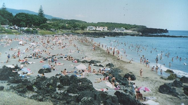 Praia do Pópulo
Place: São Miguel - Açores
Photo: ABAE