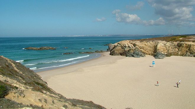 Praia Grande De Porto Covo Www Visitportugal Com