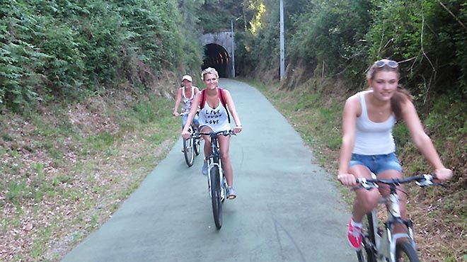 Abelenda Bike Rental
Photo: Abelenda Bike Rental Abelenda Bike Rental
Photo: Abelenda Bike Rental