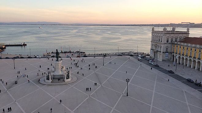 Alfacinha LX_Praça do Comércio
Lugar Lisboa
Foto: Alfacinha LX