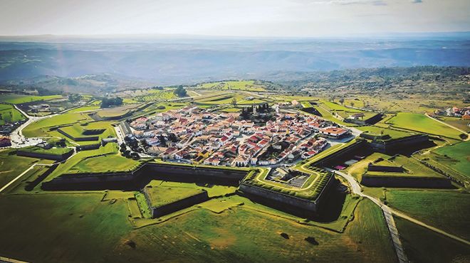 Almeida
写真: Aldeias Históricas de Portugal