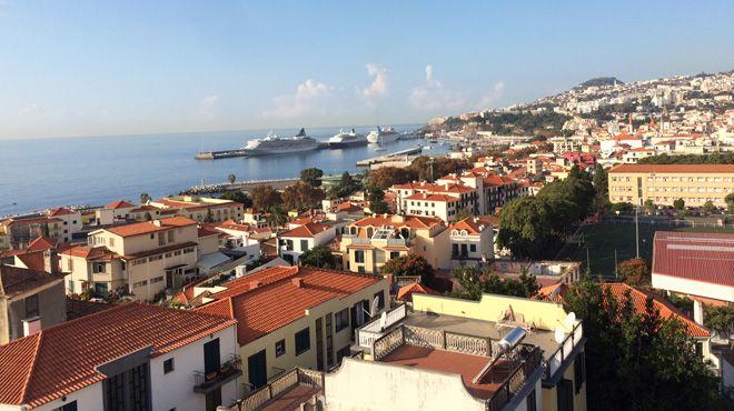 Apartment Serrão
場所: Funchal / Madeira
写真: Apartment Serrão