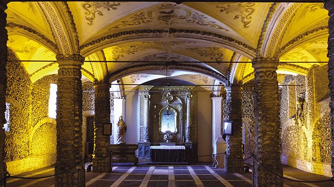 Capela dos Ossos, Evora
場所: Igreja São Francisco_Capela dos Ossos_Évora
写真: Alentejo Promotion Office