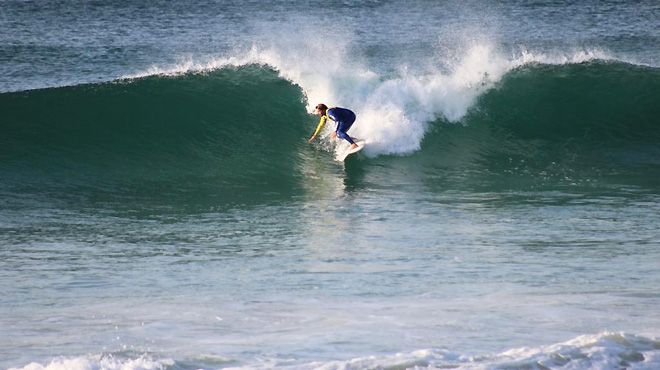 Escola de Surf de Peniche
場所: Peniche
写真: Escola de Surf de Peniche