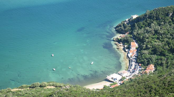 Evani Krempel
Место: Oeiras
Фотография: Evani Krempel Evani Krempel
Место: Oeiras
Фотография: Evani Krempel