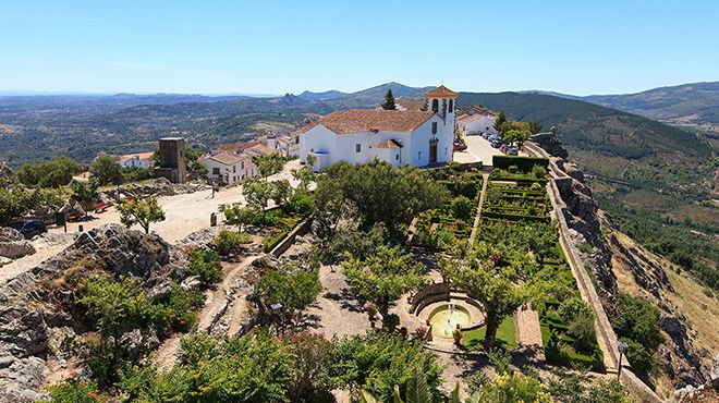 Marvão
地方: Marvão
照片: shutterstock_Tatiana Murr