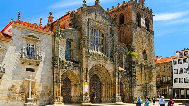 Sé Catedral de Lamego
Lugar Lamego
Foto: Sergey Peterman - Shutterstock 