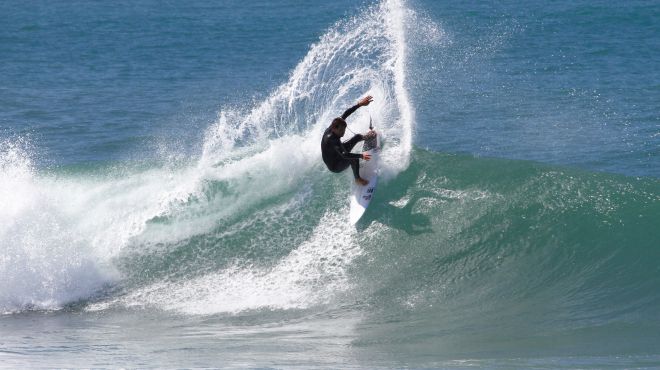 Jervis Surf Experience
Plaats: Vila Nova de Milfontes
Foto: Jervis Surf Experience Jervis Surf Experience
Plaats: Vila Nova de Milfontes
Foto: Jervis Surf Experience