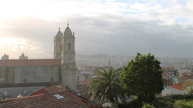 Igreja de Nossa Senhora da Lapa - vista do antigo telégrafo
Local: Porto
Foto: Venerável Irmandade de Nossa Senhora da Lapa
