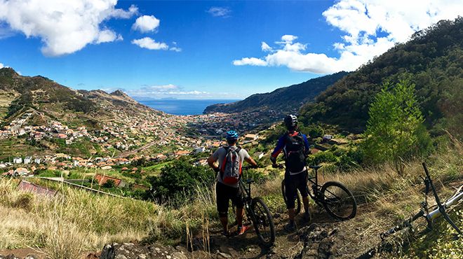 Lokoloko
Место: Caniço de Baixo / Madeira
Фотография: Lokoloko