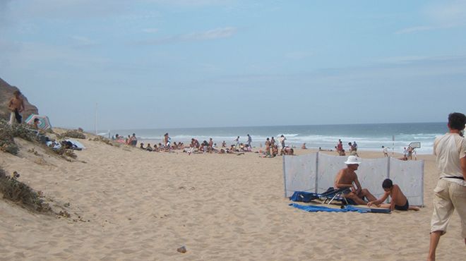 Praia do Areal Sul
場所: Lourinhã
写真: CM Lourinhã