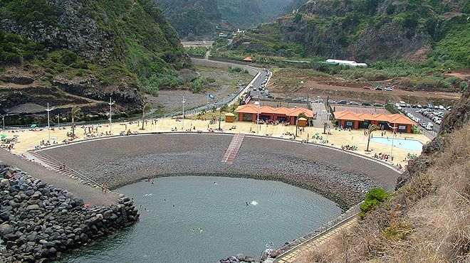 Zona Balnear da Ribeira do Faial
Ort: Santana - Madeira
Foto: ABAE