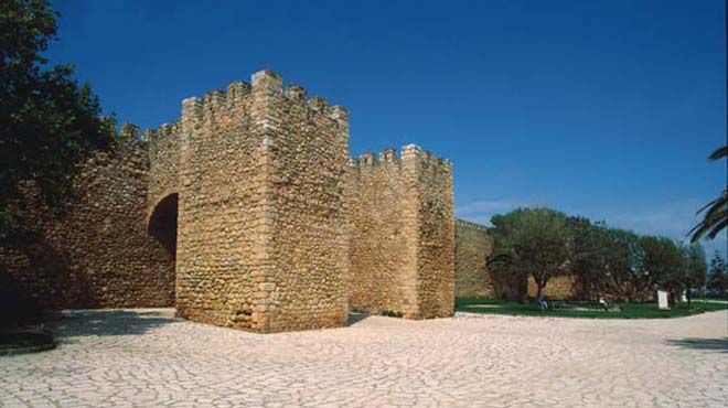 Lagos - Castelo dos Governadores
Place: Lagos
Photo: Arquivo Turismo de Portugal