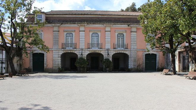 Museu Nacional do Traje 