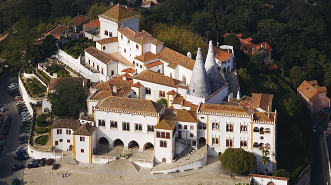 Palácio da Vila
Place: Sintra
Photo: Turismo de Lisboa Palácio da Vila
Place: Sintra
Photo: Turismo de Lisboa