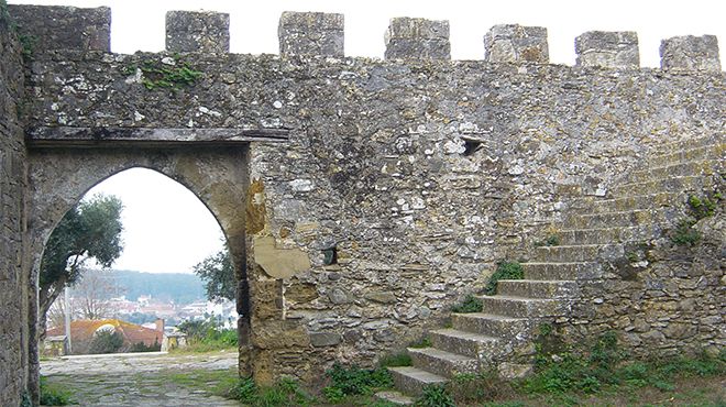 Paço da Rainha Santa Isabel
Lugar Monte Real
Foto: R.T. Leiria Fátima