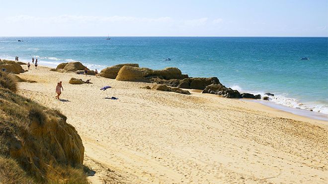 Praia da Galé
写真: Helio Ramos - Turismo do Algarve