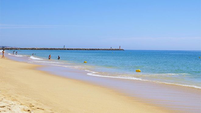 Praia da Rocha Baixinha
地方: Albufeira
照片: Helio Ramos - Turismo do Algarve