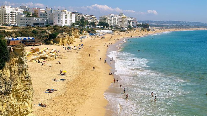 Praia de Armação de Pera
写真: Helio Ramos - Turismo do Algarve