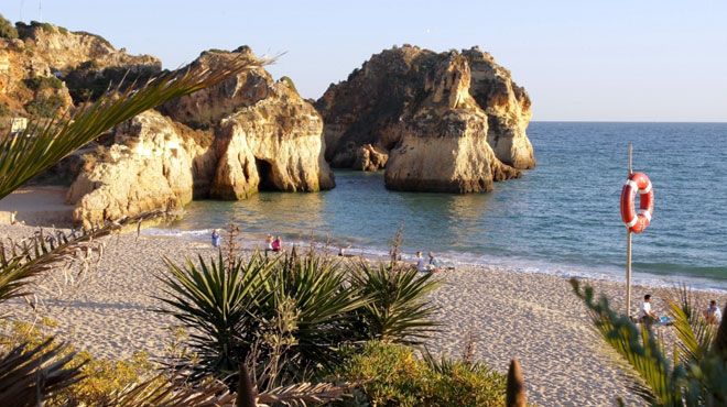 Praia dos Três Irmãos