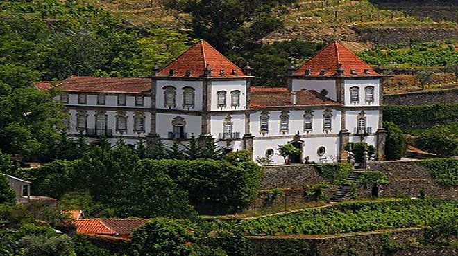 Casa dos Braganças - TURISMO DE HABITAÇÃO TOURÉM - MONTALEGRE