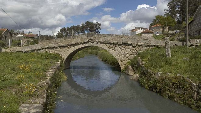 Ponte de Espindo
Place: Meinedo - Lousada
Photo: Rota do Românico