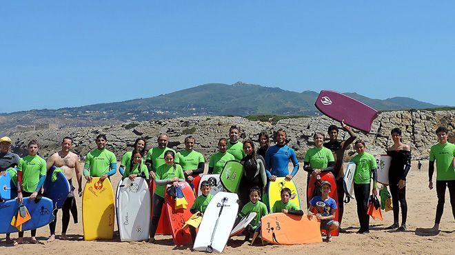 Pure Emocean Bodyboarding School
Ort: Carcavelos
Foto: Pure Emocean Bodyboarding School Pure Emocean Bodyboarding School
Ort: Carcavelos
Foto: Pure Emocean Bodyboarding School