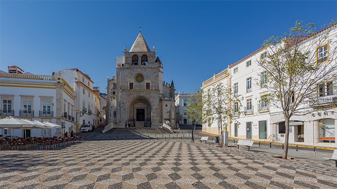 Igreja de Nossa Senhora da Assunção
Place: Elvas
Photo: Alberto Mayer