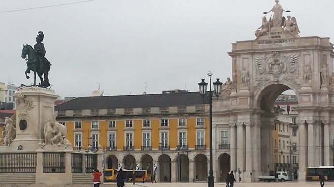 Tours em Lisboa
写真: Fernando Lopes