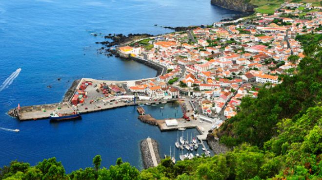 Velas of São Jorge Island by Maurício de Abreu_DRT
Plaats: Velas of São Jorge Island
Foto: Maurício de Abreu_DRT Velas of São Jorge Island by Maurício de Abreu_DRT
Plaats: Velas of São Jorge Island
Foto: Maurício de Abreu_DRT