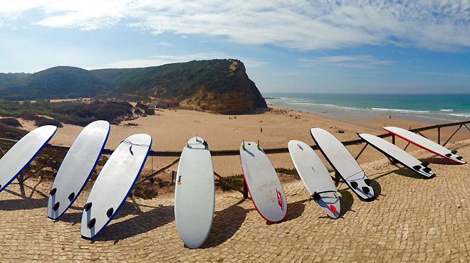 Action Waves
場所: Ericeira
写真: Action Waves