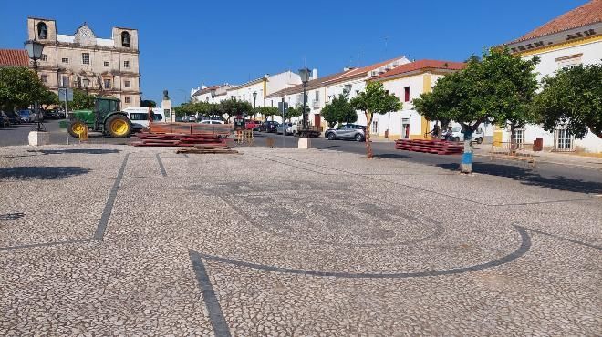 Festa dos Capuchos – Vila Viçosa
地方: CM Vila Viçosa
照片: DR