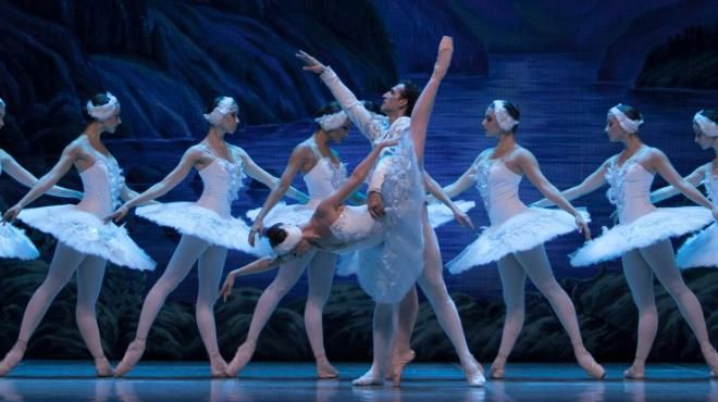 O Lago dos Cisnes – Classic Stage (Paredes)
Place: BOL
Photo: DR O Lago dos Cisnes – Classic Stage (Paredes)
Place: BOL
Photo: DR