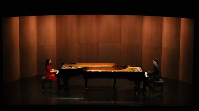 Contraponto: Canto Ostinato de Simeon ten Holt (Joana Gama & Rui Braga Simões)
Place: BOL
Photo: DR Contraponto: Canto Ostinato de Simeon ten Holt (Joana Gama & Rui Braga Simões)
Place: BOL
Photo: DR