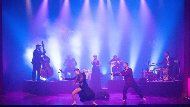 Fado Funchal
場所: FB Teatro Baltazar Dias
写真: DR