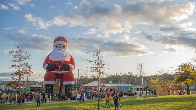 Águeda é Natal
場所: Câmara Municipal de Águeda
写真: DR