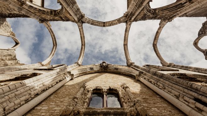 Ruinas Convento Carmo Lisboa
Foto: Andrey Bayda_shutterstock Ruinas Convento Carmo Lisboa
Foto: Andrey Bayda_shutterstock
