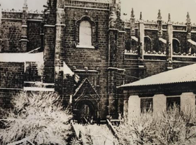 Foto mostra un P&B | Vecchi foto della città Guarda con la neve