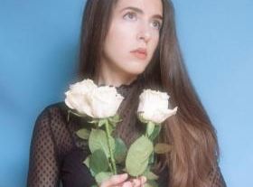 リサ・セレーノ (Lisa Sereno) (...)