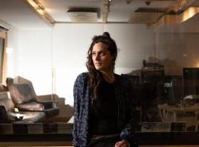 戈莱基&亚当斯/拉基- 辛格&布拉加小交响乐团