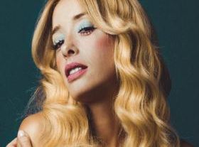 玛丽莎- 丽兹 (Marisa Liz)