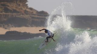 Surf
場所: Ericeira
写真: Turismo de Lisboa