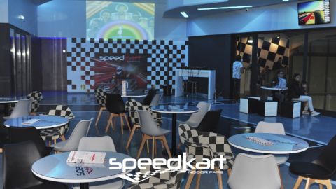 SPEEDKART INDOOR - Kart + bebidas | Lisboa