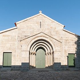 Igreja de Santa Maria de AirãesPlace: Airães - FelgueirasPhoto: Rota do Românico