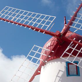 Moinho de ventoLocal: Ilha Graciosa nos AçoresFoto: Turismo dos Açores