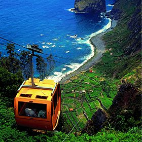 Cable car地方: Santana照片: Turismo da Madeira