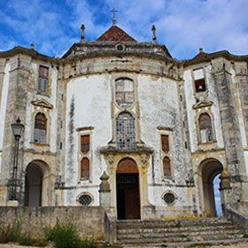 Santuário do Senhor da Pedra場所: Óbidos写真: Nuno Félix Alves