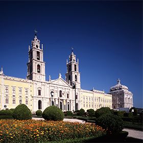 Palácio Nacional e Convento de Mafra写真: JTC Estoril